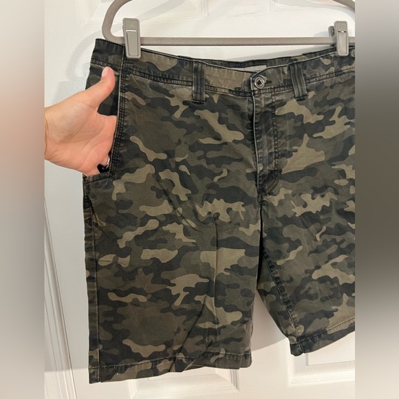5.11 Tactical Shorts Camo Cotton Canvas Pockets size 36 camouflage EUC - Picture 5 of 13